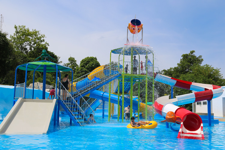 หาดใหญ่สงขลา วันหยุดสุดชิลล์ สวนน้ำ Splash Mountain Sea view Water